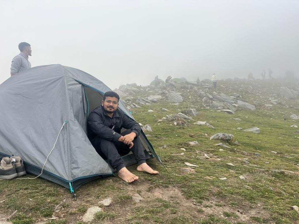 מלון דרמסאלה Triund Trek מראה חיצוני תמונה